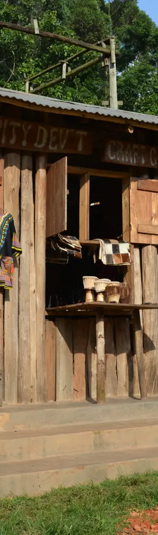 Ein Souvenir aus Uganda gefällig?